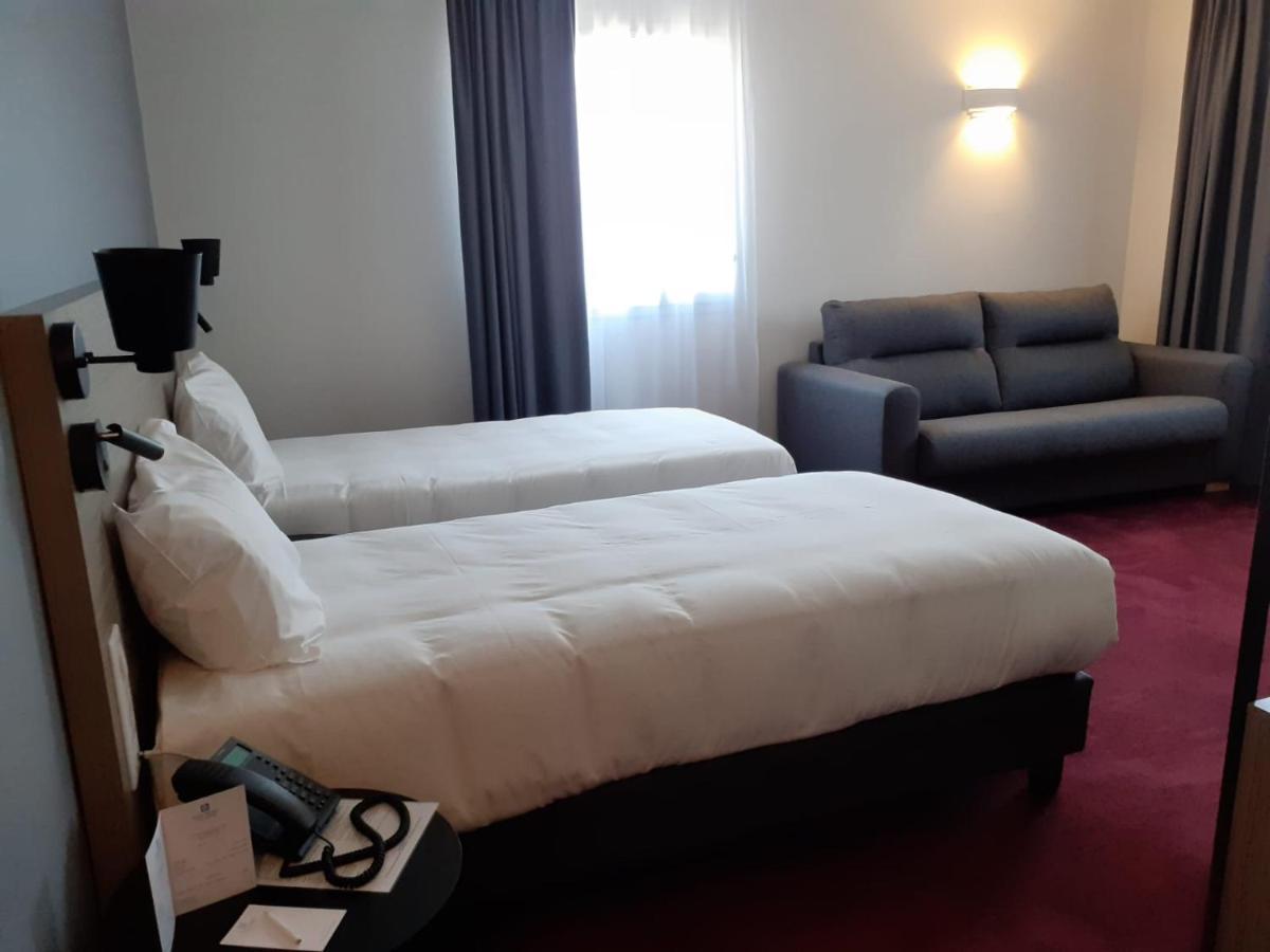 Sure Hotel By Best Western Les Portes De Montauban Esterno foto