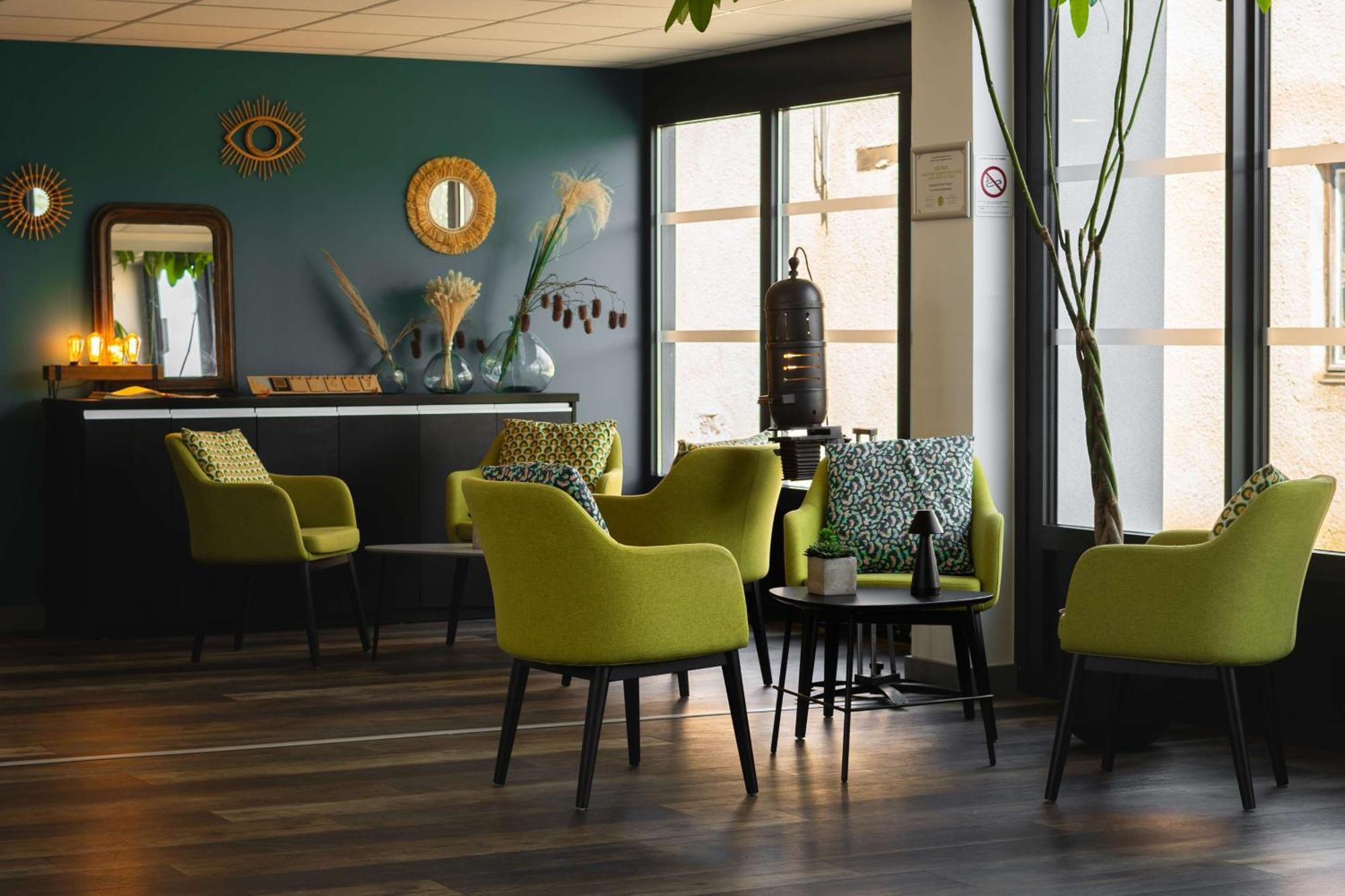 Sure Hotel By Best Western Les Portes De Montauban Esterno foto